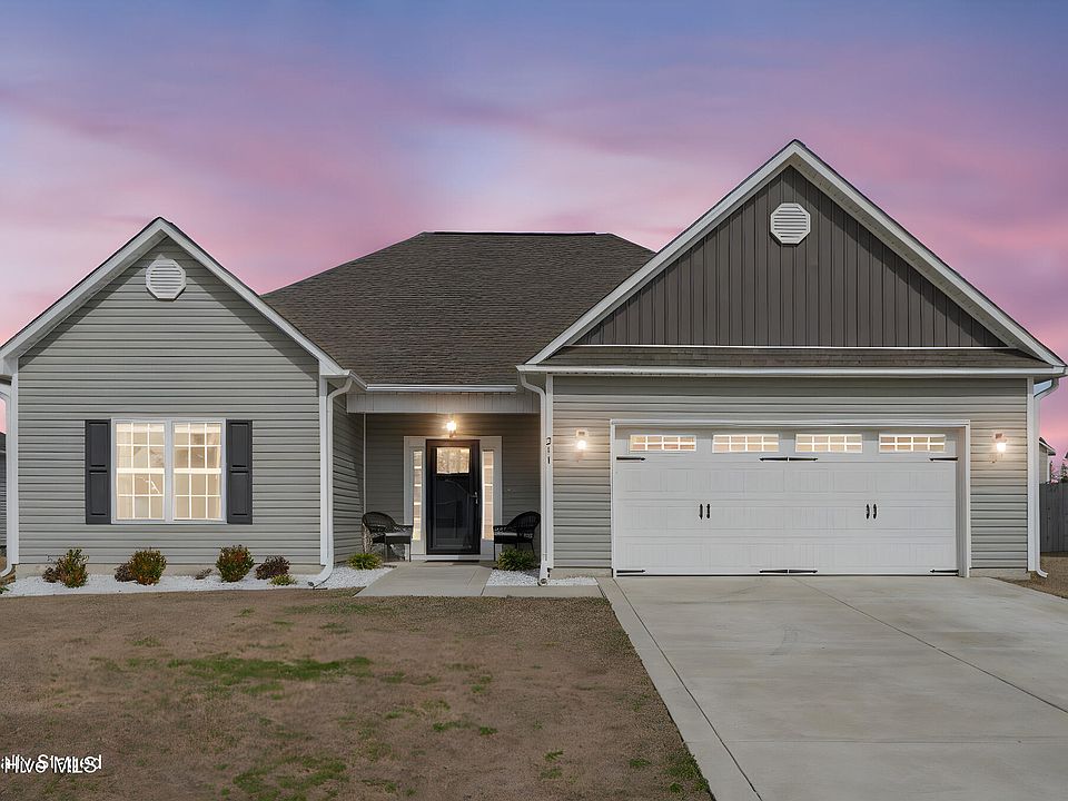 1st image of 211 Moonstone Court