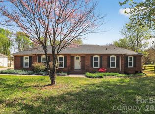 4019 Back Creek Church Rd, Charlotte, NC 28213