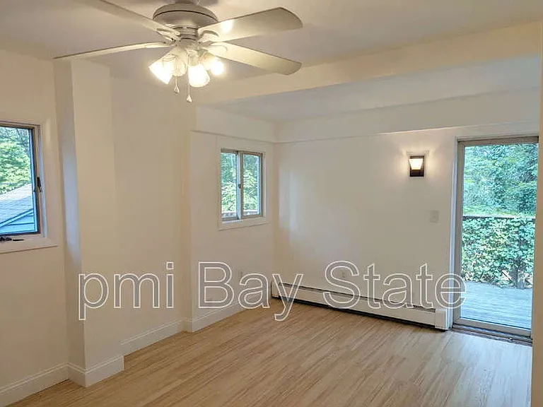 3 Weston St #1 — Photo 14