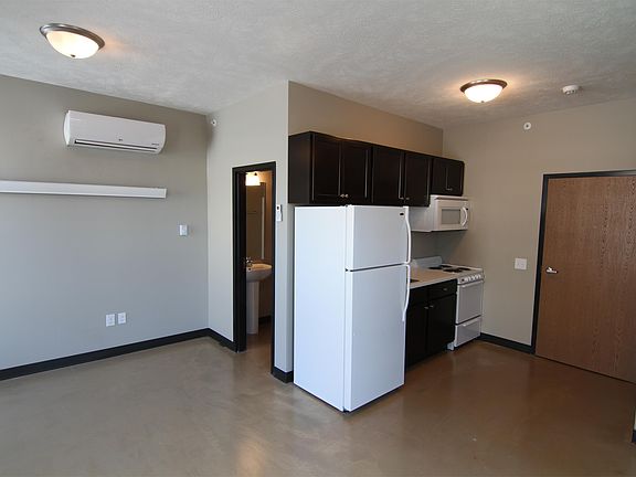 2nd image of 1421 P St #308
