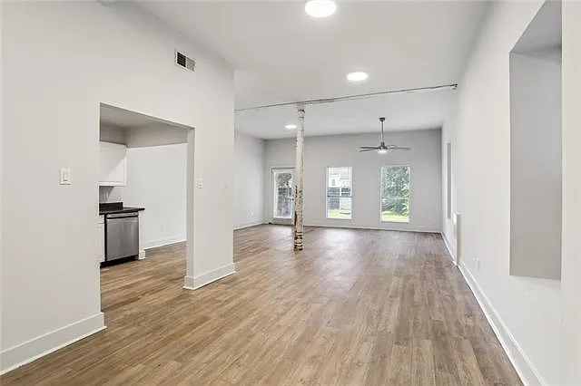 3942 Laurel St #D — Photo 4