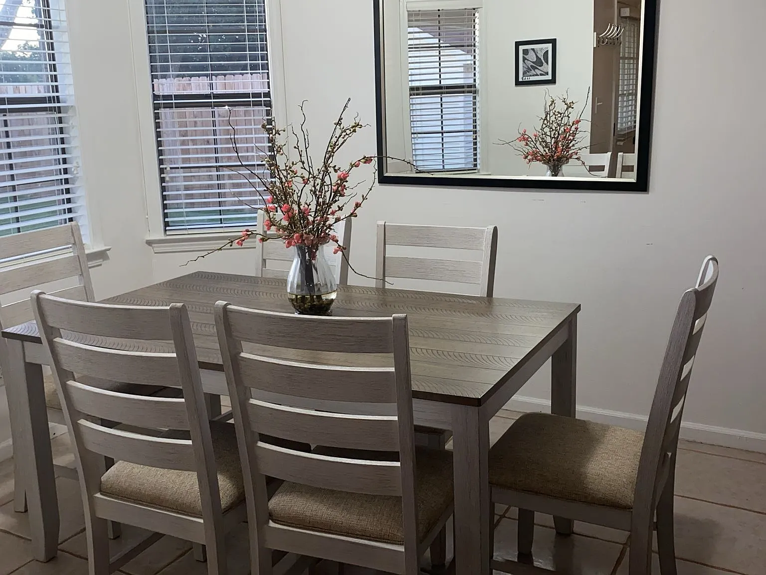 4 bed, 1800 sqft, $6,999 — Photo 4