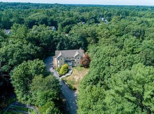 13 Anglewood Ln, North Reading, MA 01864