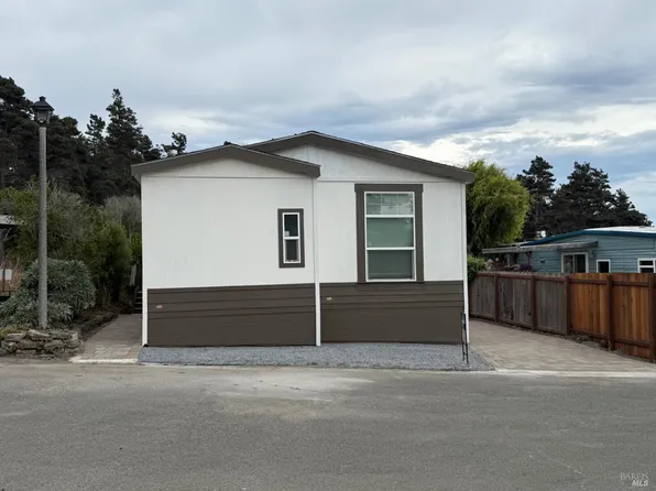 38851 S Highway 1 #M-15, Gualala, CA 95445