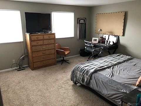 3rd image of 521 Adrian Ct