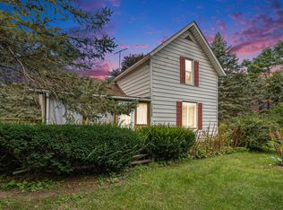 13090 Pardee Rd, Sawyer, MI 49125