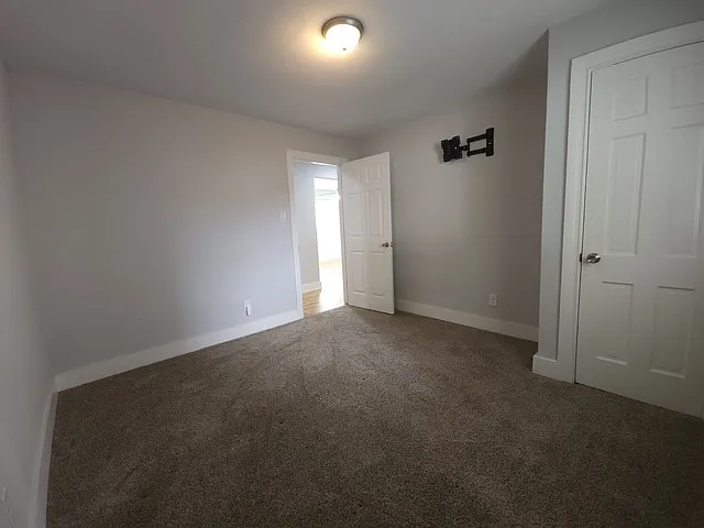 2517 Chestnut St — Photo 17