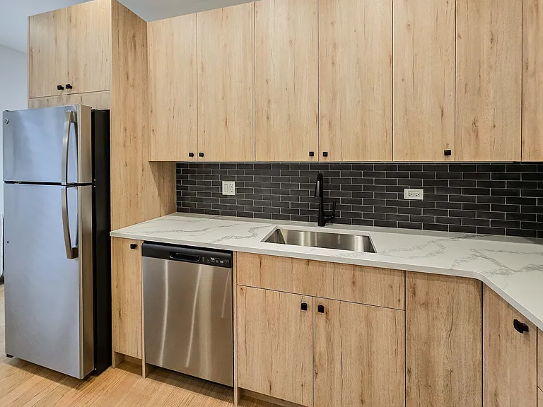 4953 N Oakley Ave #3 — Photo 11