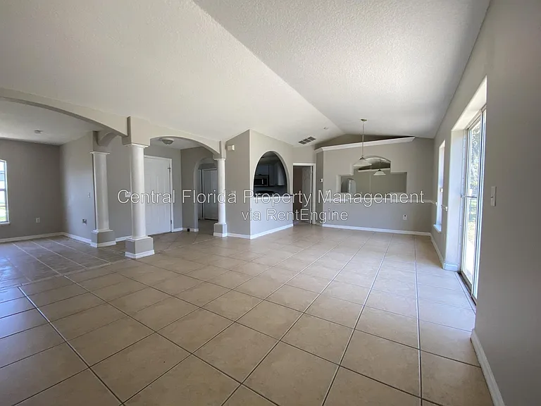 311 Baccarat Ct — Photo 5