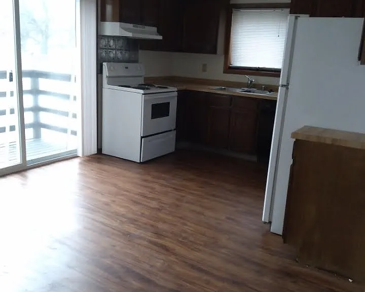 1118 Gammon Ln — Photo 6