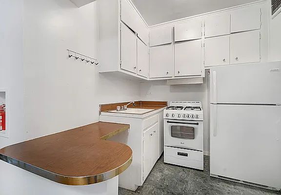 3rd image of 1801 Ocean Ave APT 7J