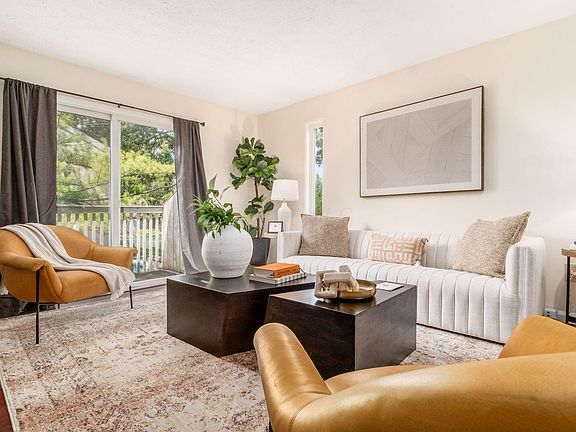4th image of 915 Quay Ave #915H
