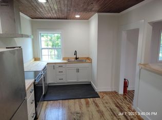 4117 Barrancas Ave, Pensacola, FL 32507