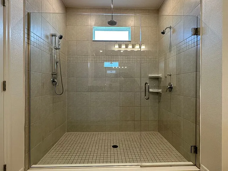 2525 Carriage Pointe Loop — Photo 10