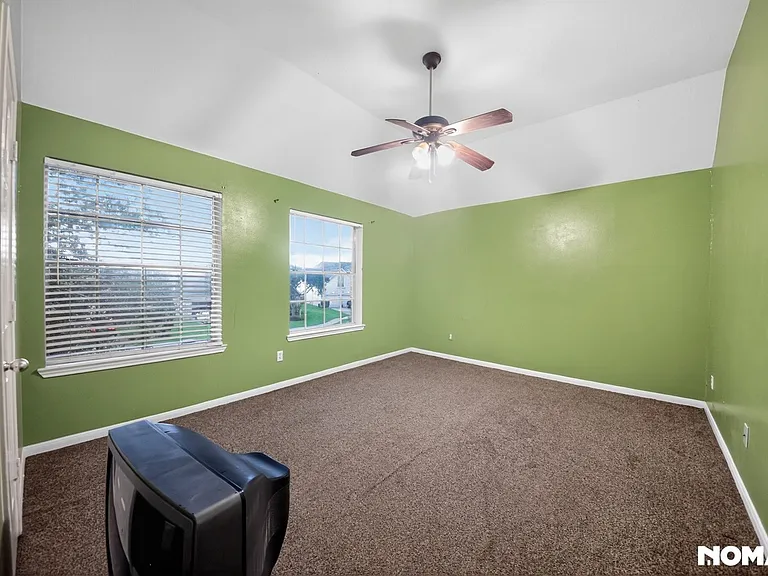 1811 Quiet Hollow Dr — Photo 23