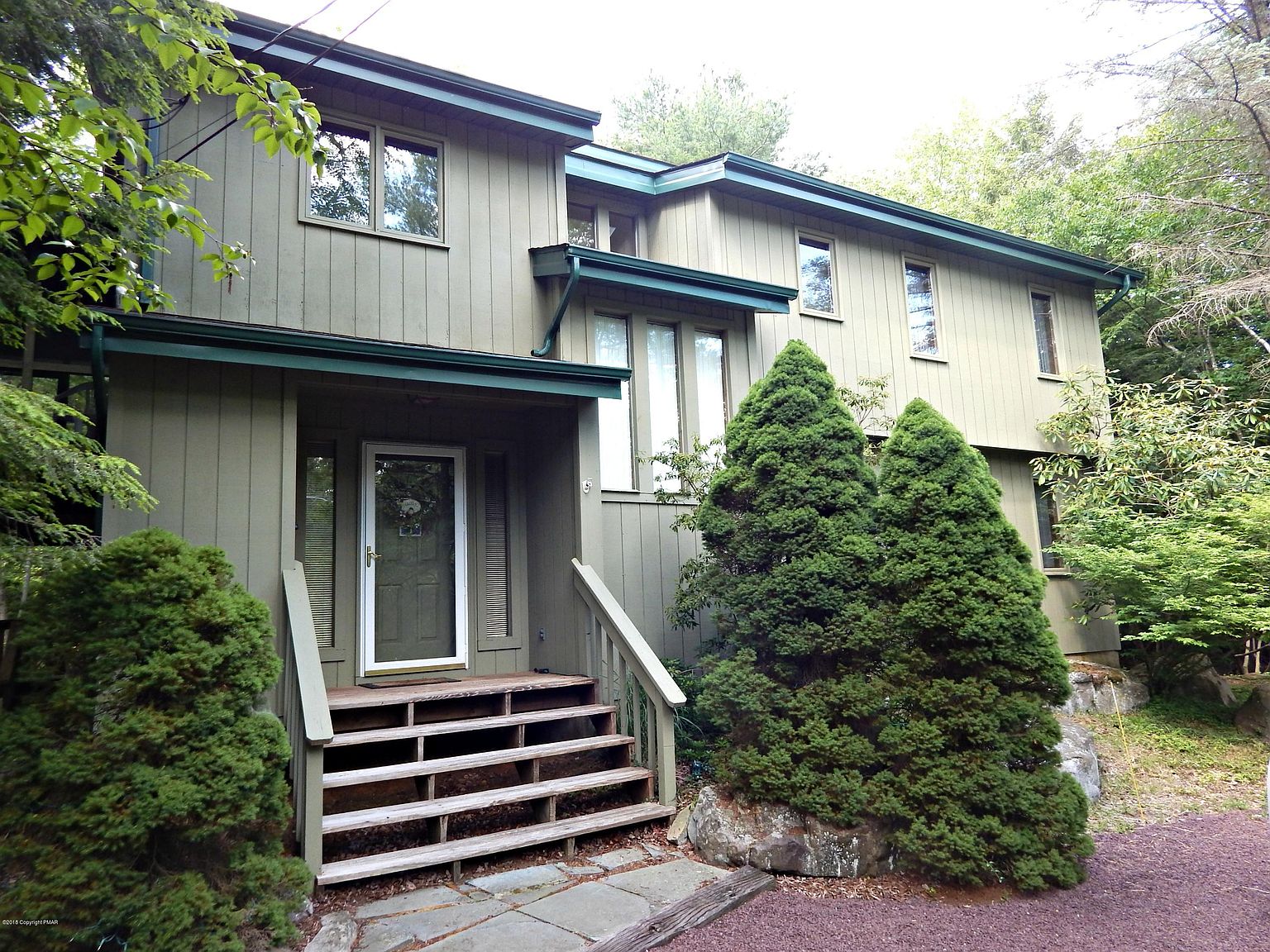 6121 Lakeview Dr, Pocono Pines, PA 18350 Zillow