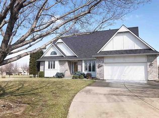 2504 N Meadow Grove Cir, Wichita, KS 67205
