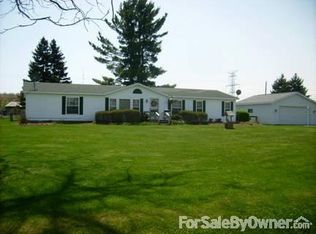 6154 Sixteen Mile Rd NE, Cedar Springs, MI 49319