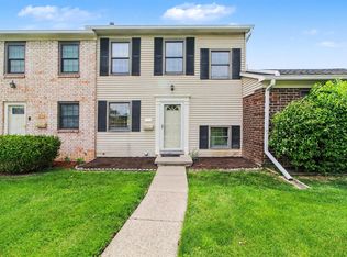 1935 Sheffield Dr, Ypsilanti, MI 48198