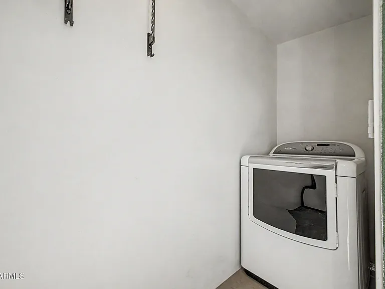 521 W Mariposa St #1 — Photo 20