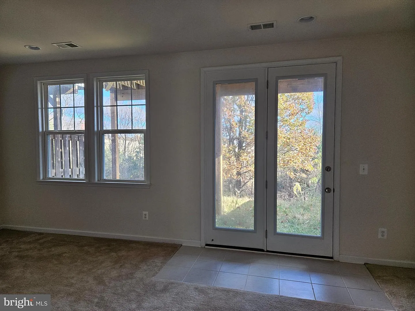 3 bed, 6.0 bath, 2281 sqft, $2,100 — Photo 4