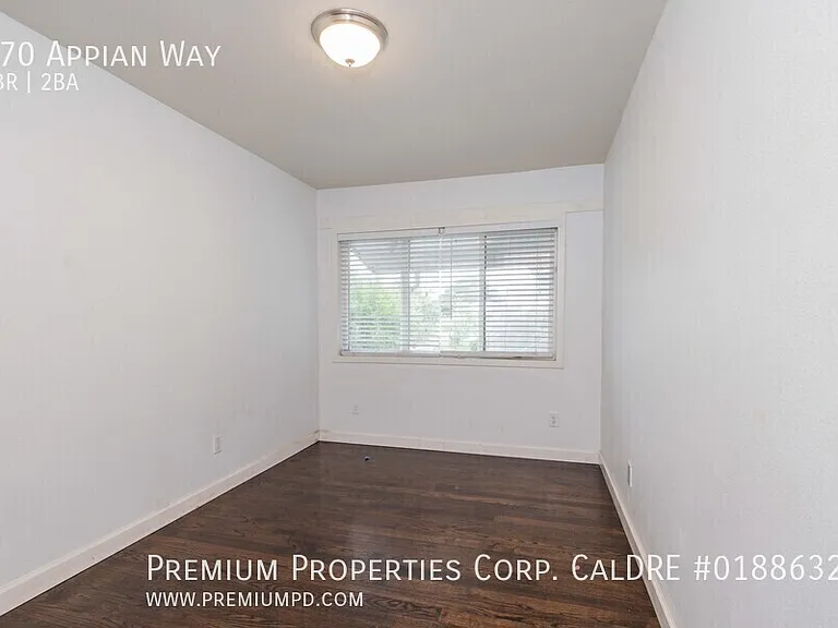 870 Appian Way — Photo 7