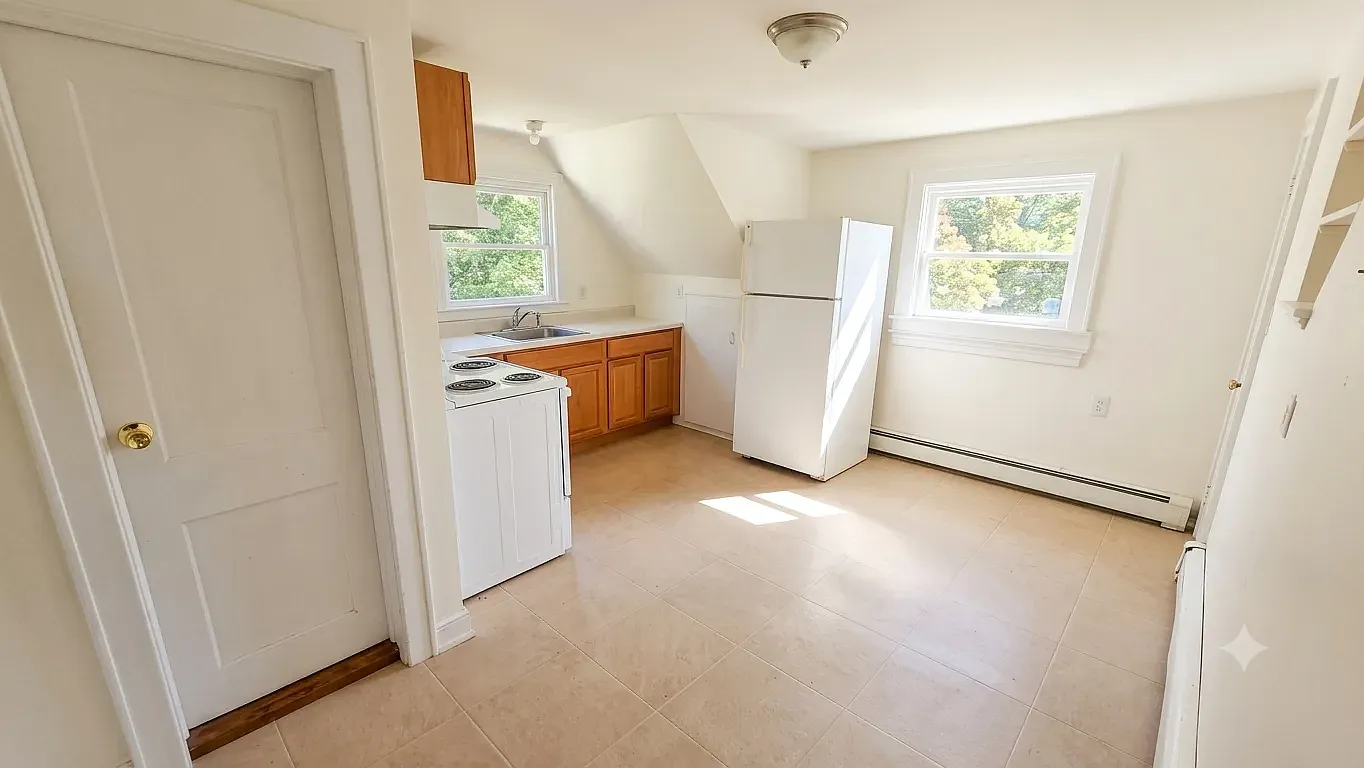 1 bed, $2,000 — Photo 1