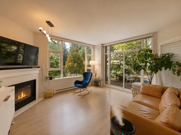 7108 Edmonds St #101, Burnaby, BC V3N 4X9