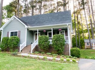 319 Brookfield Cir, Sanford, NC 27330
