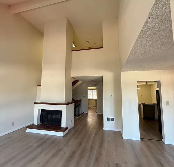 343 Innisfree Dr — Photo 5