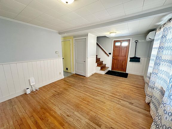 5th image of 272 Cumberland Street