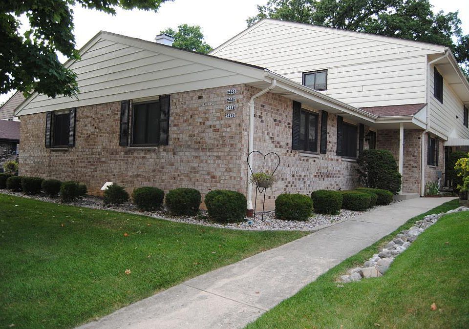 1st image of 9444 W Maple Ct #9444