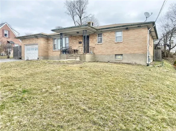 26 Mandigo Place, Newburgh, NY 12550