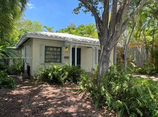 2975 Shipping Ave, Miami, FL 33133