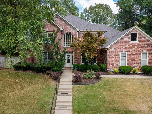 27 Lorian Dr, Little Rock, AR 72212