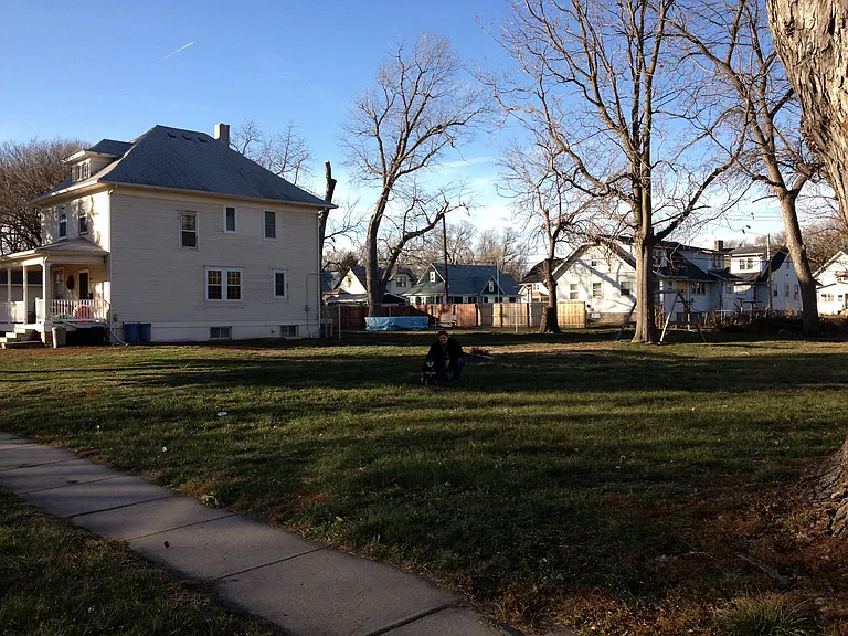 2816 Manderson St — Photo 4