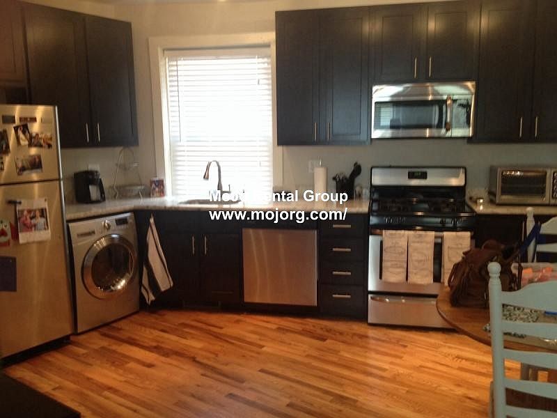 1st image of 2229 2231 W Wilson #2