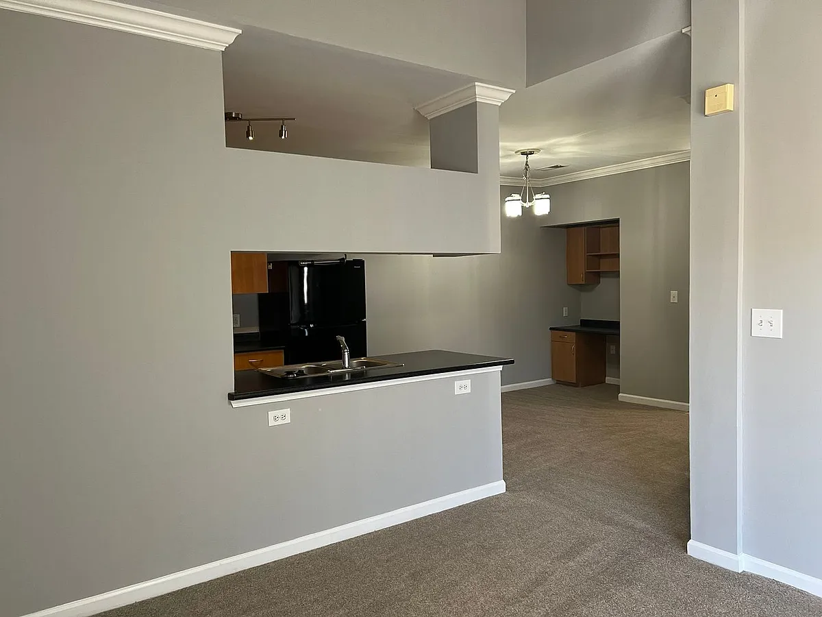 Building Photo - 13506 Derry Glen Ct #401