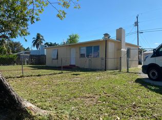 826 Aspen Rd, West Palm Beach, FL 33409