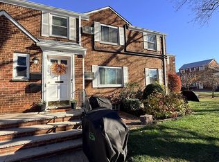 255-02 73rd Ave #A, Glen Oaks, NY 11004