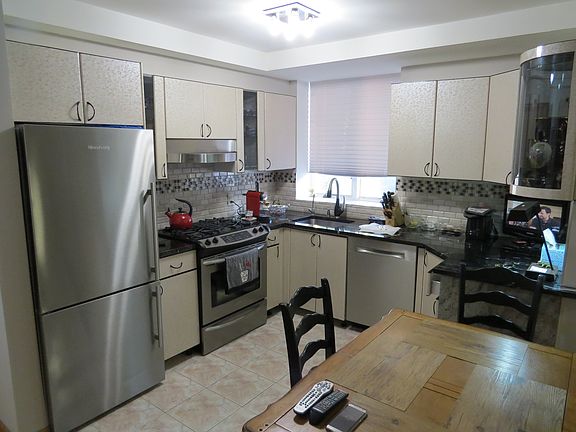 4th image of 2697 E 23rd St #1