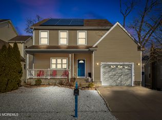 15 Stuyvesant Rd, Brick, NJ 08723