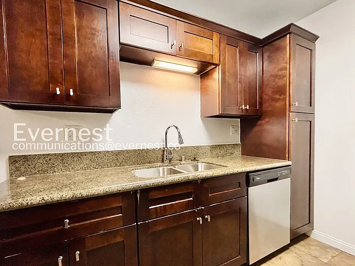 2344 Hosp Way — Photo 5