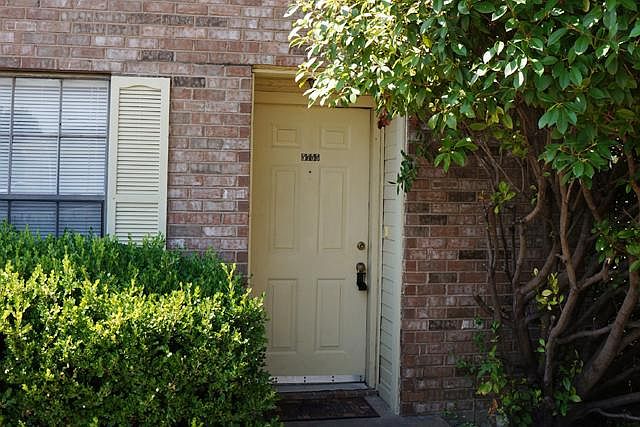 1st image of 5755 Shadydell Dr