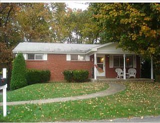 5th image of 227 Blackridge Dr
