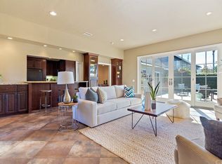 21931 Starfire Ln, Huntington Beach, CA 92646