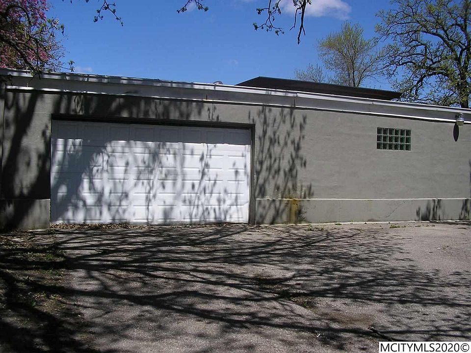 2nd image of 1004 N Federal Ave