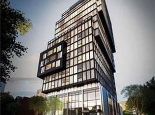17 Dundonald St #1801, Toronto, ON M4Y 0E4