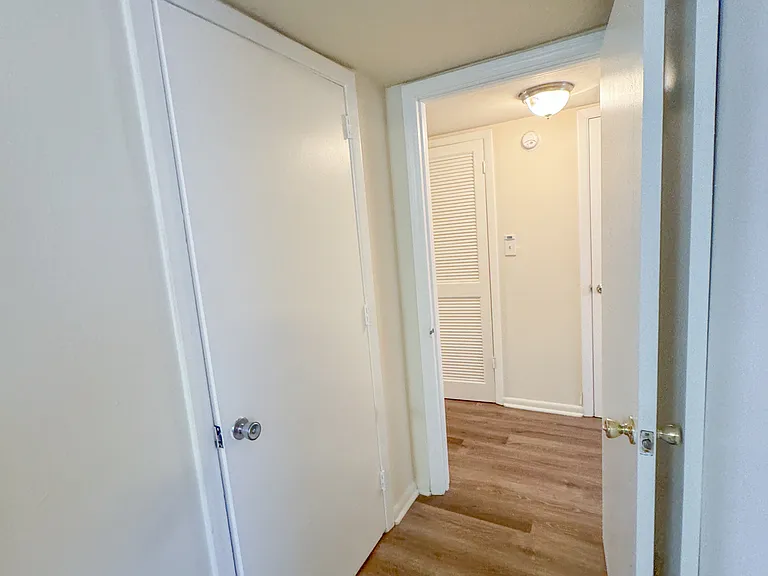 Greenbriar Garden Homes — Photo 24