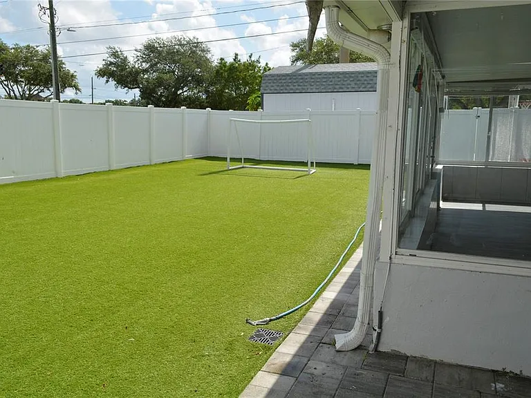 8201 Donaldson Dr — Photo 18